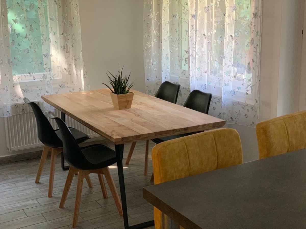 Csuka48 Apartman سزارفاس المظهر الخارجي الصورة