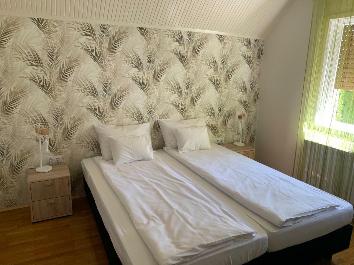 Csuka48 Apartman سزارفاس المظهر الخارجي الصورة